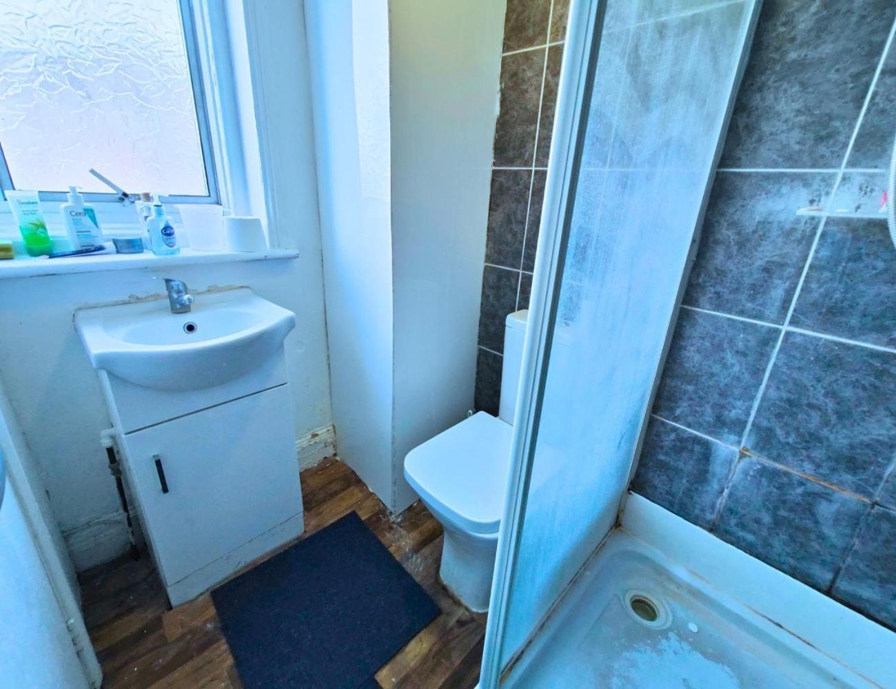 R3 Mezzanine Double Bed Balcony *