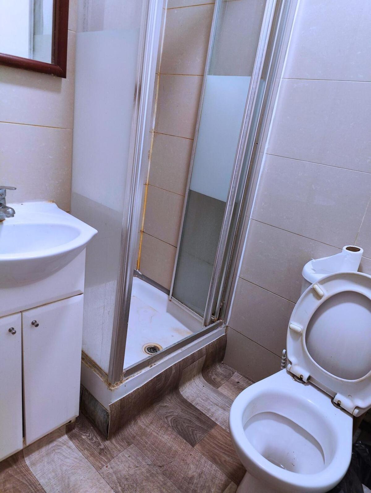 Appartement R3 Mezzanine Double Bed Balcony *